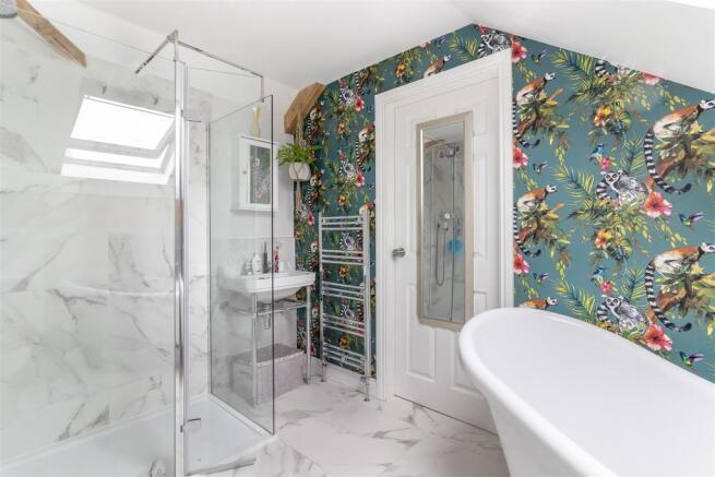 Bathroom (6).jpg