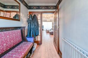 9, Stewartsby Close, London N18 1AN