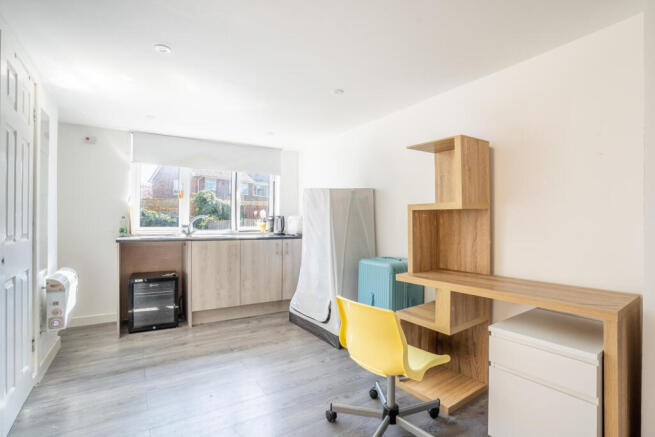 4 bed Terraced for sale Image 8