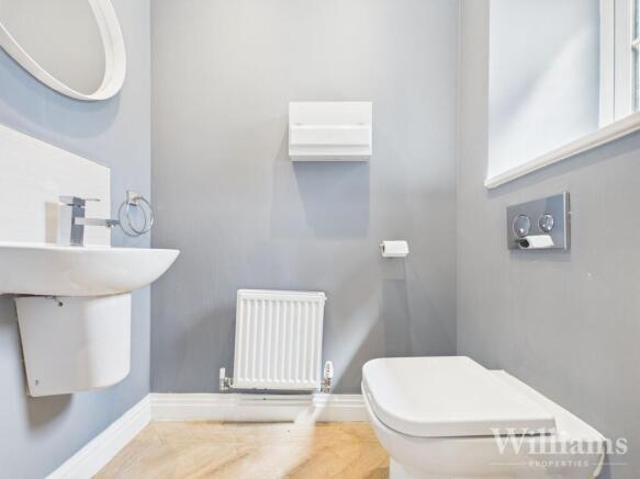House in Stoke Mandeville - View 6