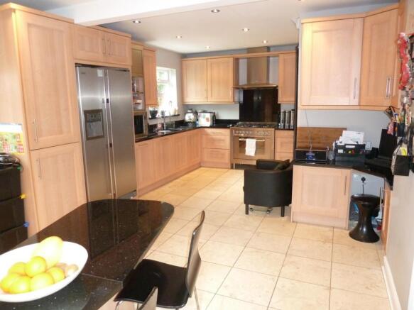 Kitchen/Breakfast Room