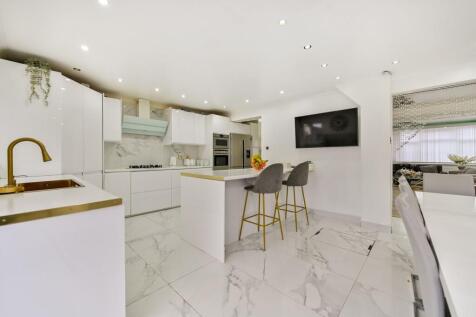 Southcote Avenue, Feltham, TW13