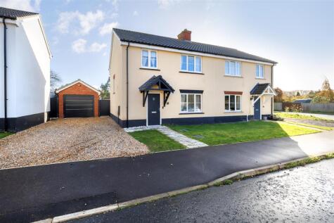 Kells Way, Geldeston, Beccles