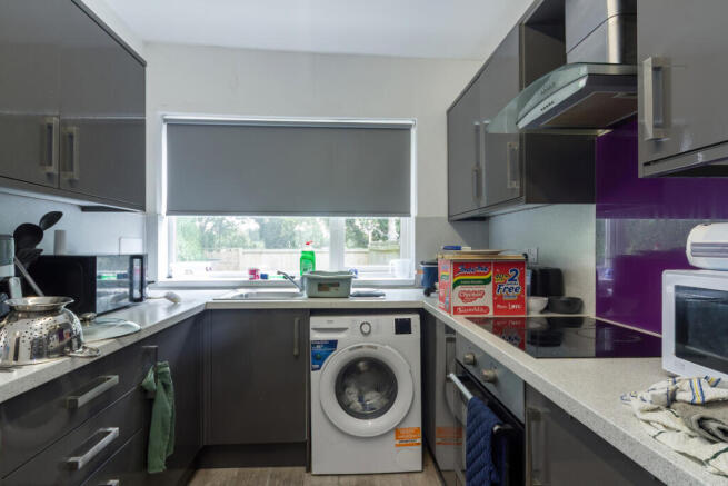 4 bed House of Multiple Occupation for sale Image 5