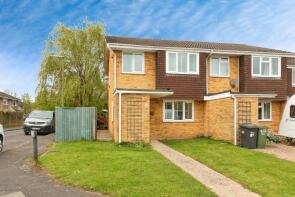 11, Newton Way, Farnham GU10 1BY