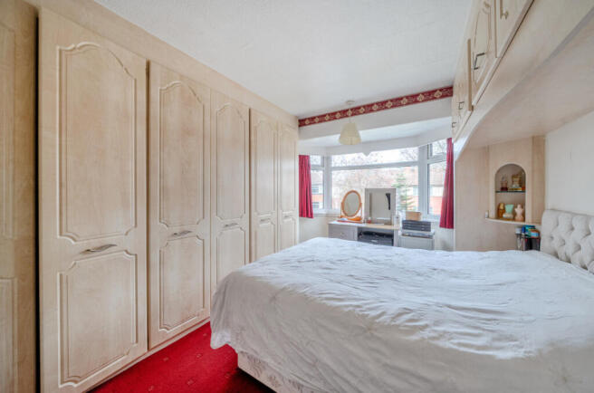 4 bed Semi-Detached for sale Image 6