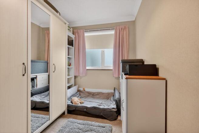 3 bed Terraced for sale Image 8