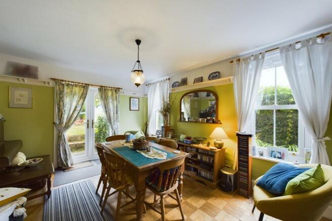 CAM01085G0-PR0380...