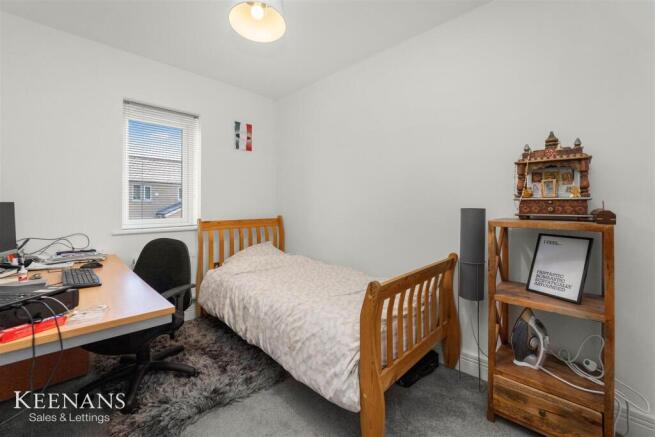 3 bed Semi-Detached for sale Image 8