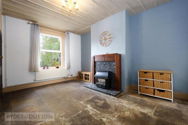 2 bed Terraced for sale Image 2