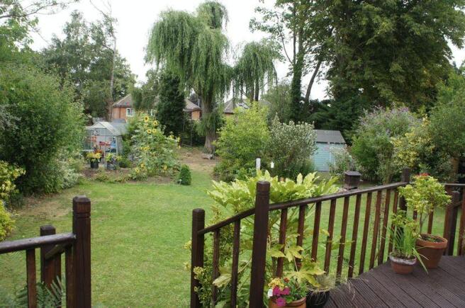 Garden Right