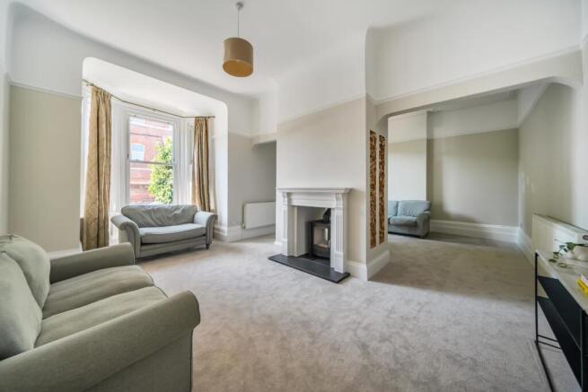 Living Room.jpg