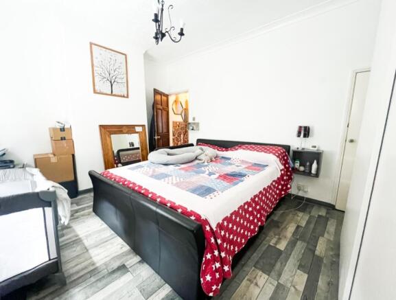 2 bed Terraced for sale Image 5