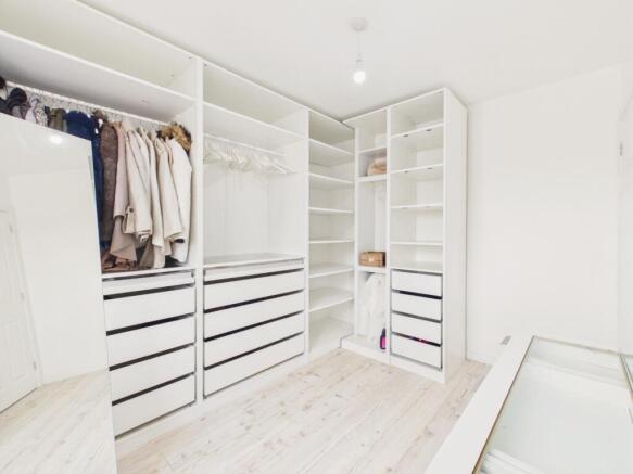 2 bed Terraced for sale Image 10