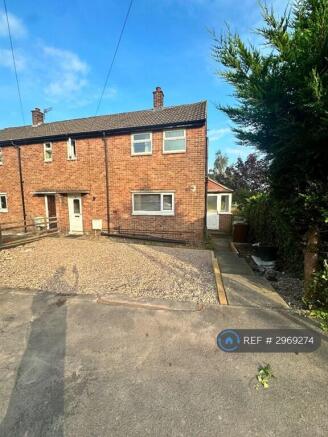 3 bed Terraced to rent in wakefield