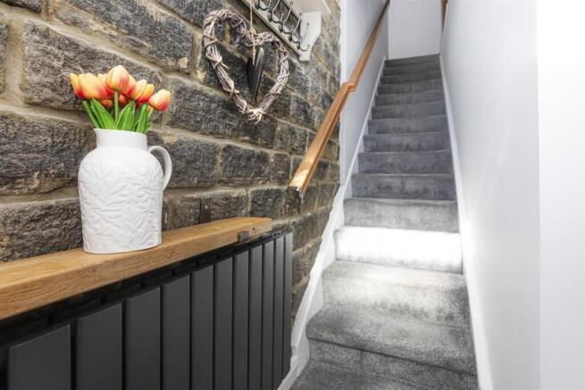 3 bed Terraced for sale Image 5