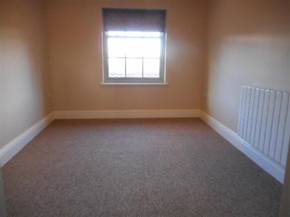 1 bed Apartment to rent Image 6