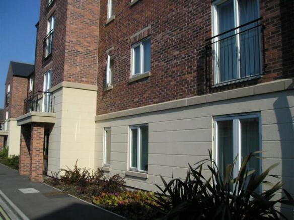 1 bed Apartment to rent Image 7