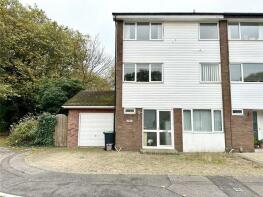 25, Mude Gardens, Christchurch BH23 4AR