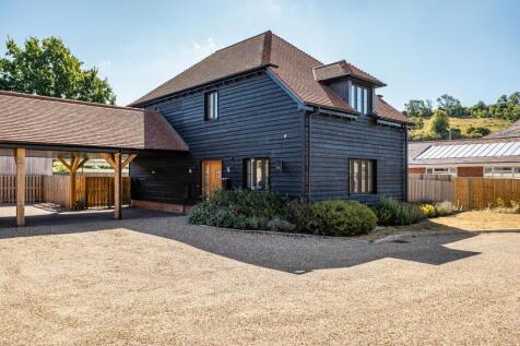 Newland Gardens, Amberley, BN18