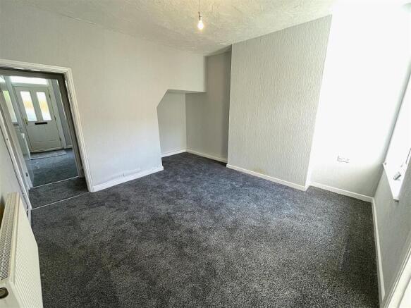 2 bed Terraced for sale Image 9