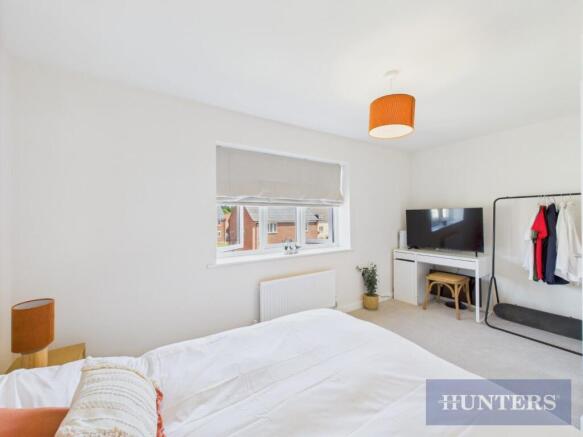 3 bed Semi-Detached for sale Image 8