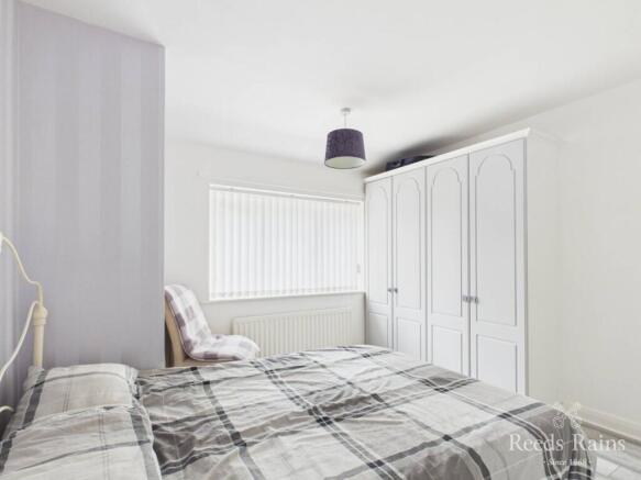3 bed Semi-Detached for sale Image 10