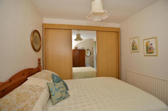 Bedroom 2 (Double)