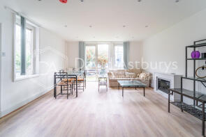 15, Chevington, Garlinge Road, London NW2 3TE