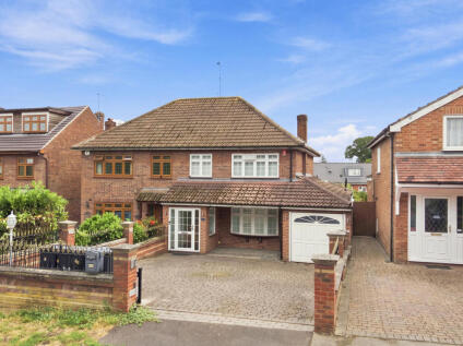 Englands Lane, Loughton, IG10
