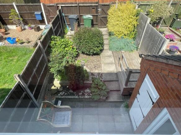 Photo 12