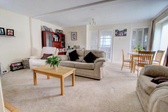 Annex lounge