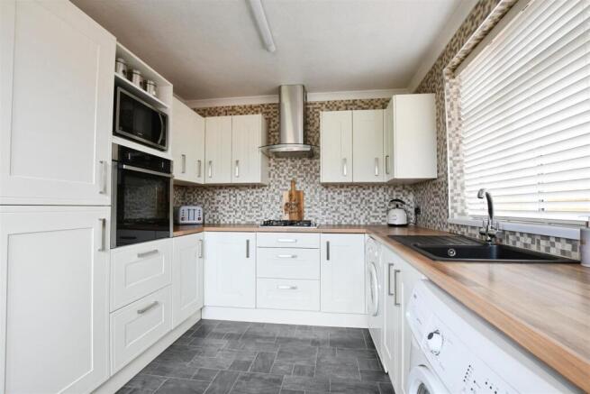 Fitted Kitchen