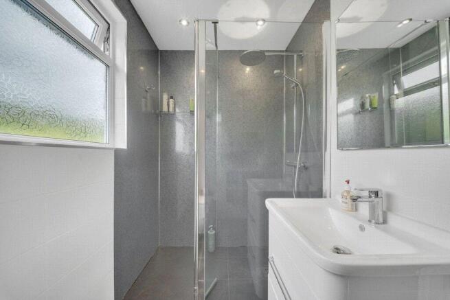 3 bed Terraced for sale Image 12