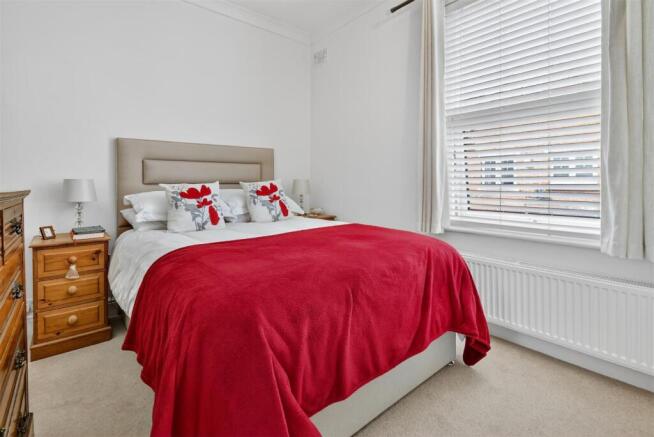 2 bed Semi-Detached for sale Image 10