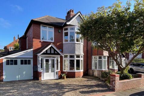 Valley Gardens, Low Fell, NE9