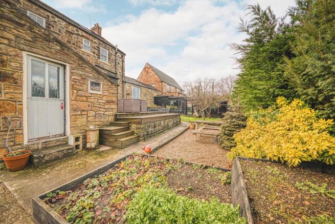 Photo 72