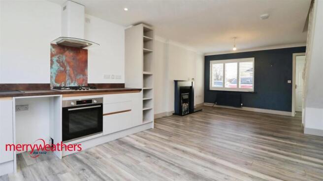Stunning Dining Kitchen
