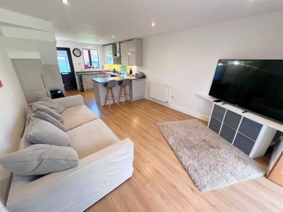 Open Plan Kitchen Living