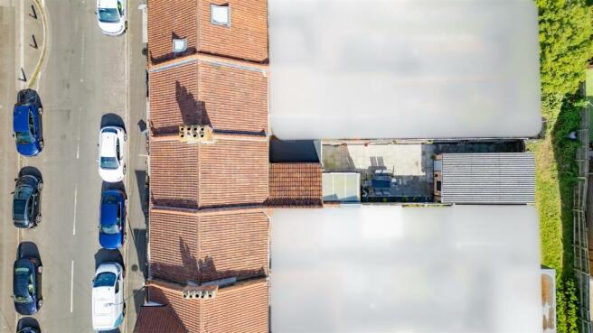 84 Chilton Street-7.jpg