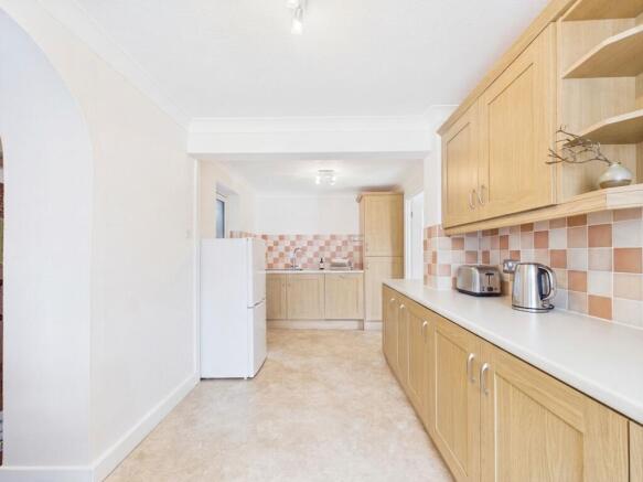 3 bed Semi-Detached Bungalow for sale Image 11