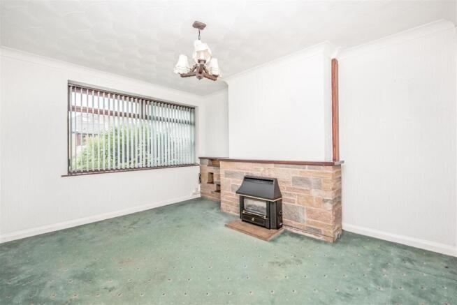 3 bed Semi-Detached for sale Image 6