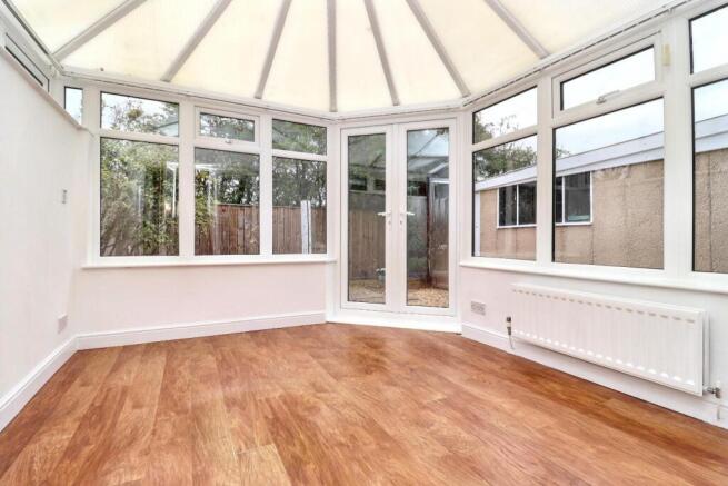 3 bed Semi-Detached for sale Image 6