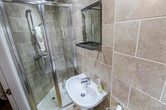 EN SUITE/W.C.