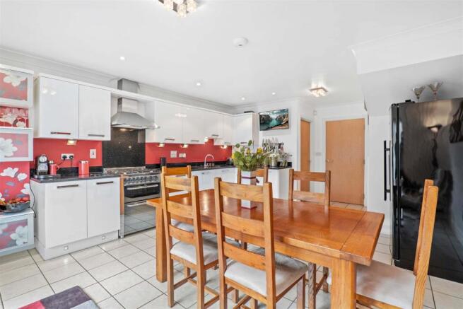 52 Albion Mill - Kitchen - Diner 2.jpg