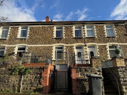 North Road, Cross Keys, NP11