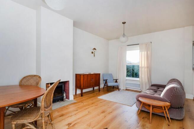 2 bed Semi-Detached Bungalow for sale Image 6