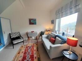 Flat 5, 114 Hillside Court, Victoria Road, Dartmouth TQ6 9EG