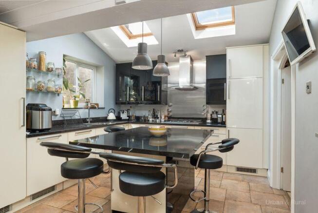 Kitchen 1