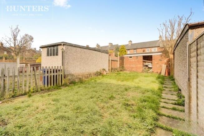 2 bed Terraced to rent Image 9